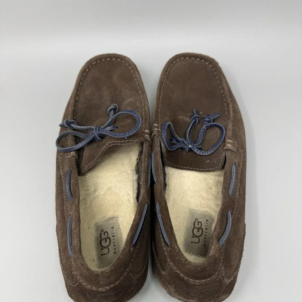 Ugg Australian Chester Brown Suede Men's Size 9 Moccasins Slippers 1005350